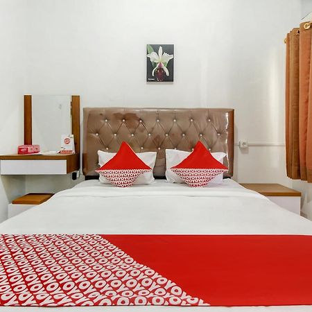 Oyo Life 3415 Penginapan Wimane Palembang Exteriér fotografie