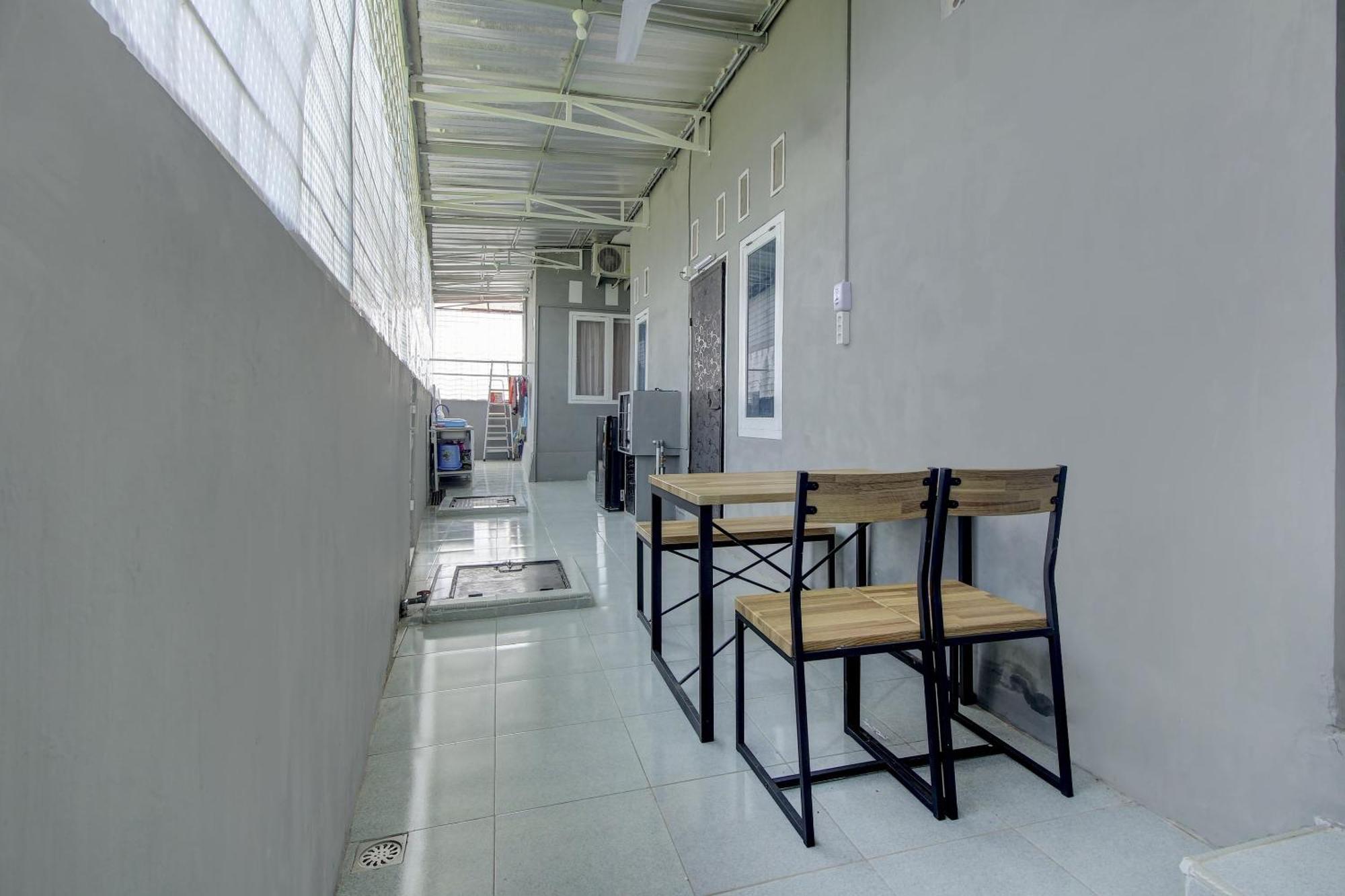 Oyo Life 3415 Penginapan Wimane Palembang Exteriér fotografie