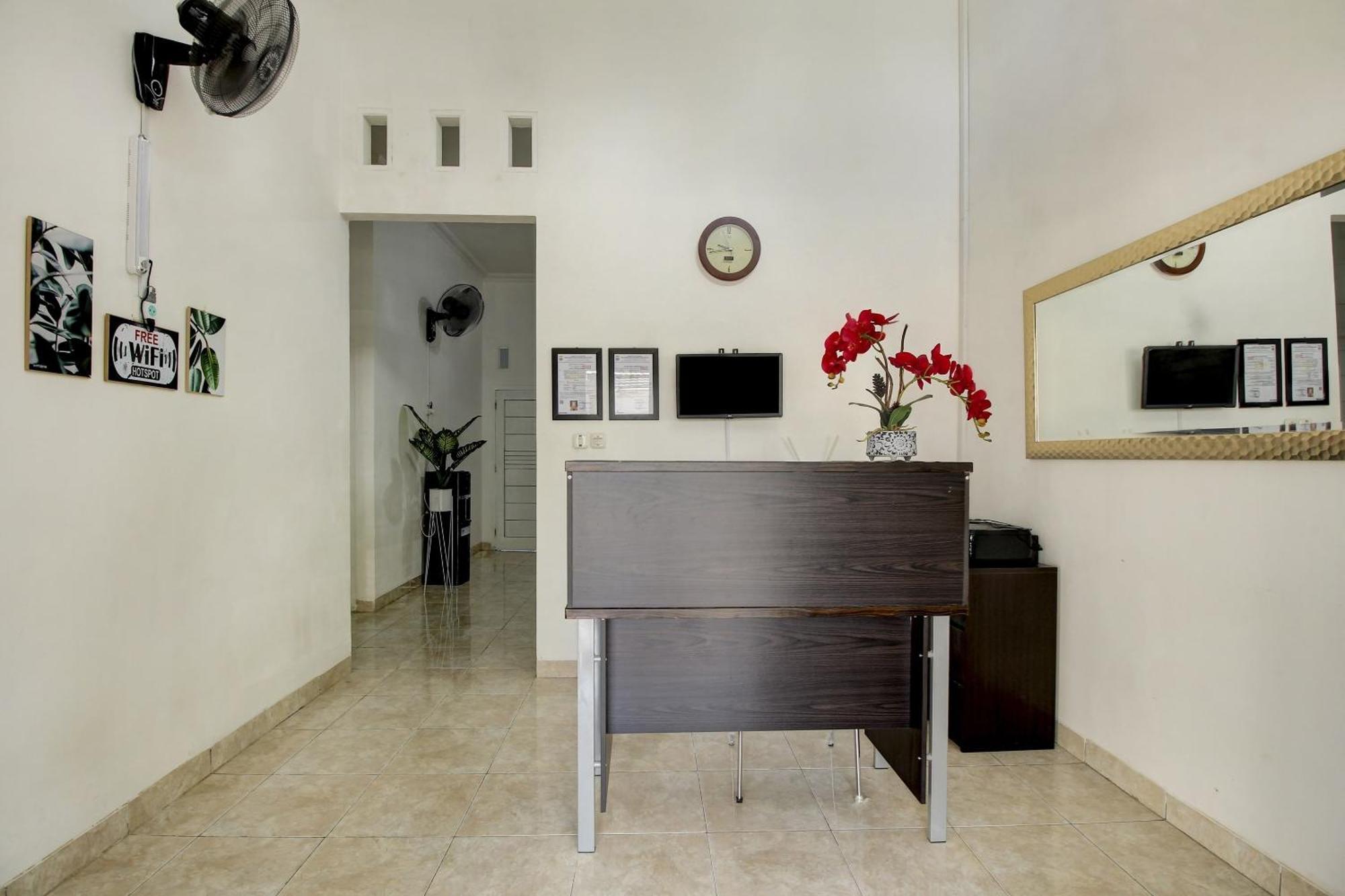 Oyo Life 3415 Penginapan Wimane Palembang Exteriér fotografie